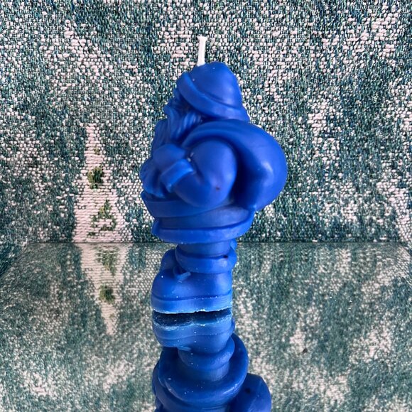 Santa & Christmas Tree Candle Set | Handmade Soy Wax Candles 4"x2" - Picture 4 of 8